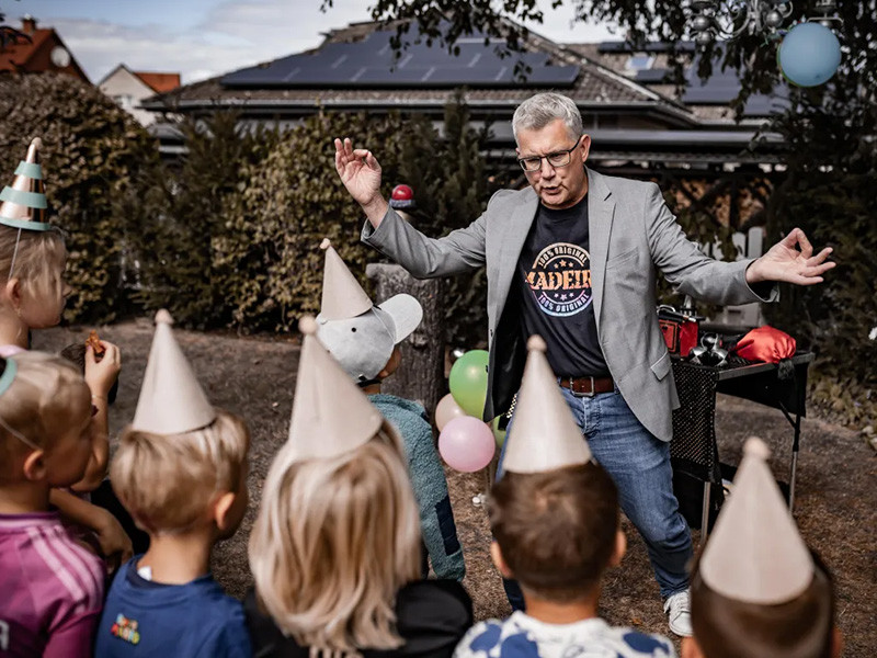 Zaubersalon für Kinder mit JONAS