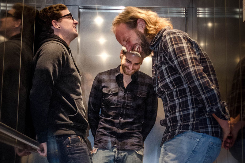 RED TAPE TENDENCIES 800