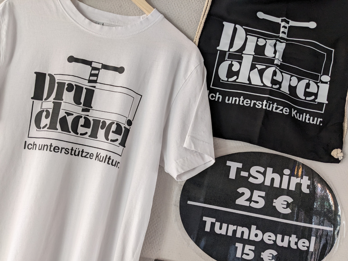 Druckerei Supporter Shirt und Turnbeutel