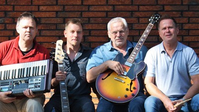 Kulturflohmarkt rund um die Druckerei in Bad Oeynhausen mit RUDI REBB FUSION